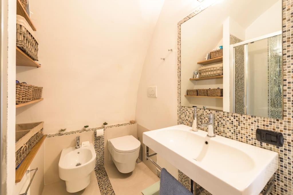 Traditional Apartment In Old City 바리 외부 사진